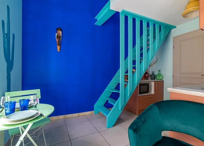 Apartment Le Reve Bleu Majorelle - Duplex Sur Les Toits - Nuit A Nimes